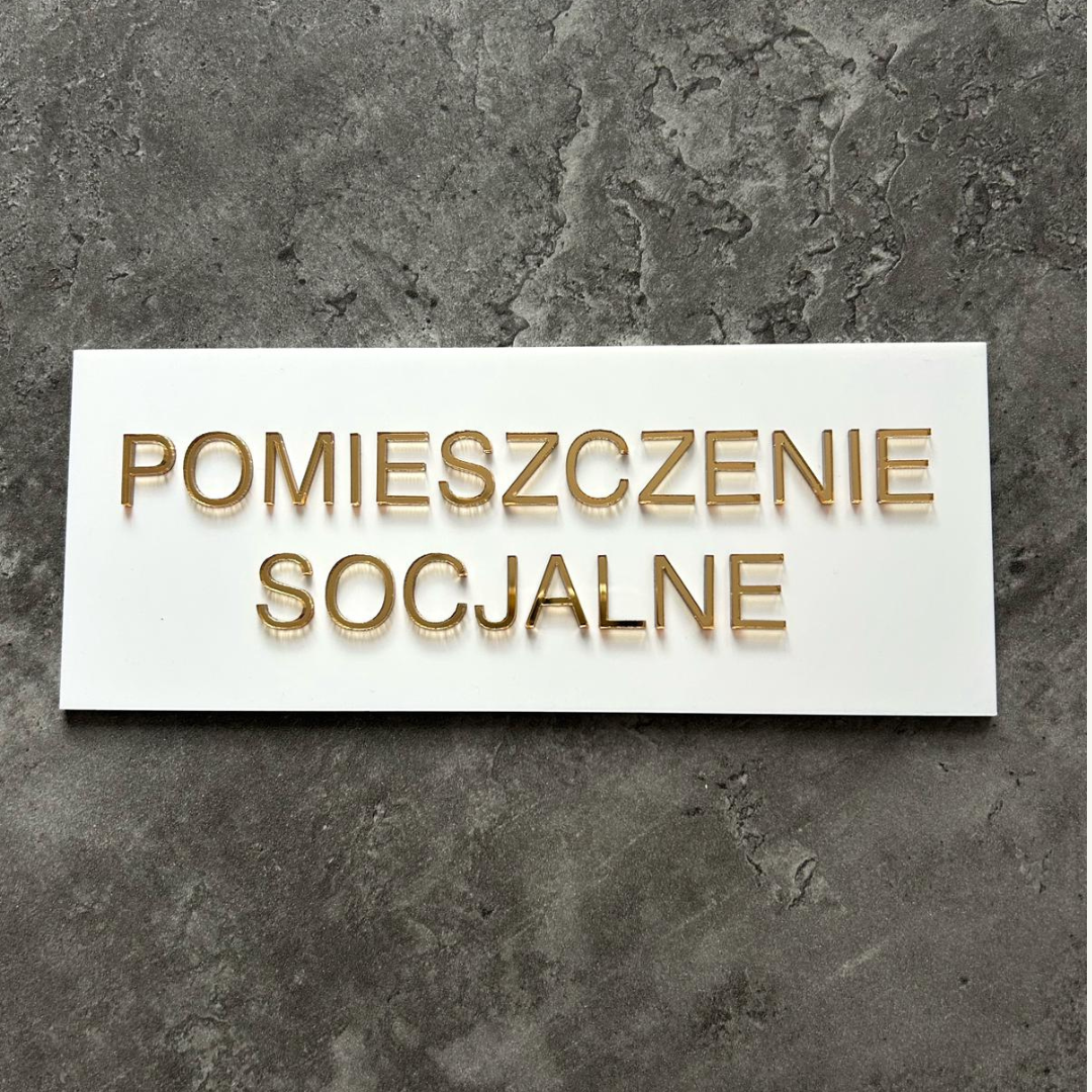 Tabliczka na drzwi POMIESZCZENIE SOCJALNE – plexi biało-złota 25x10 cm